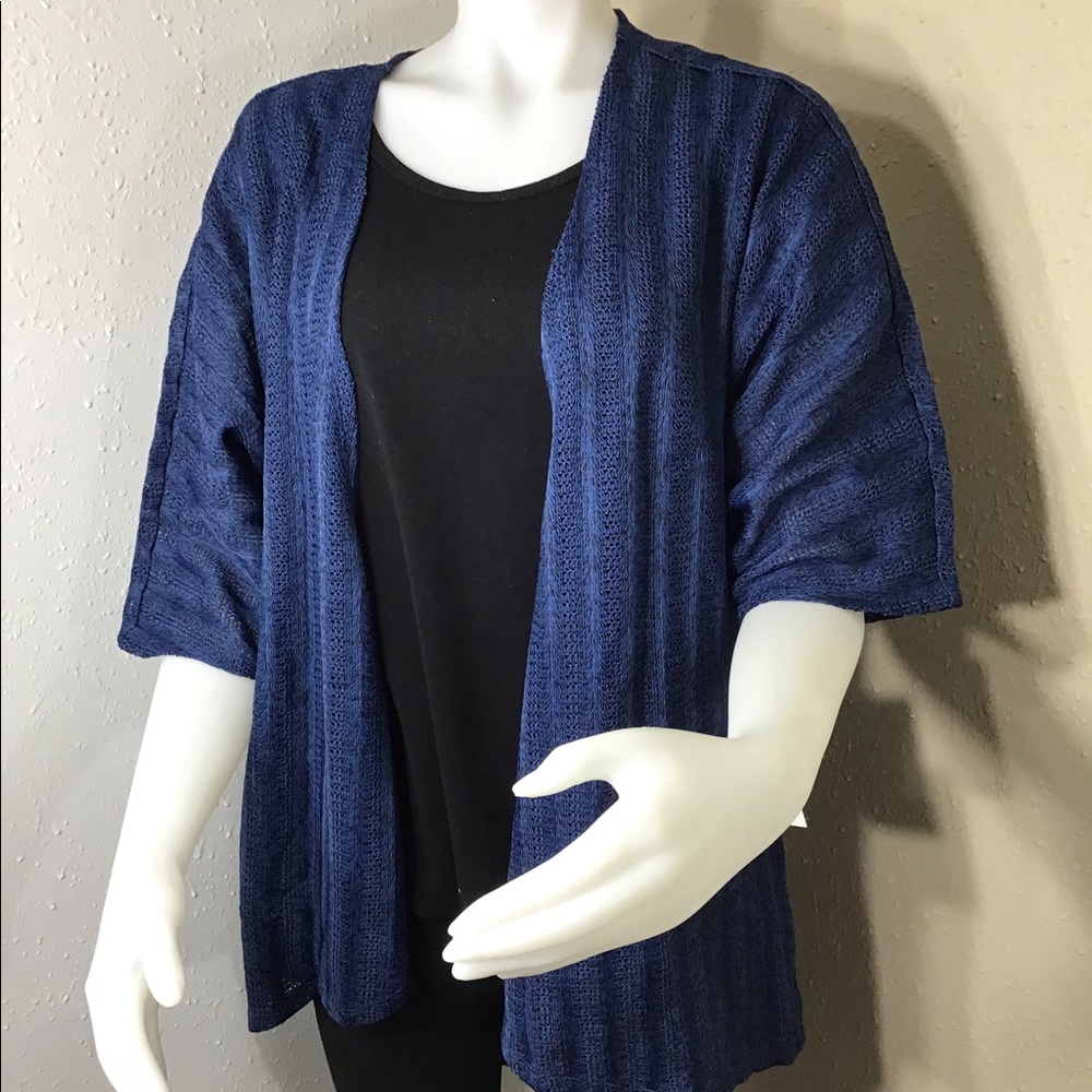 LulaRoe Navy Lindsey small